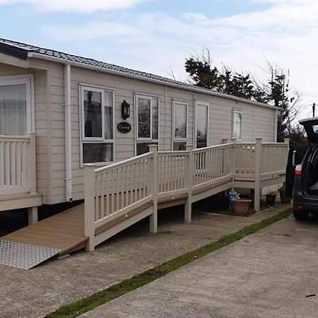 Privately Owned Stunning Caravan Seawick Holiday Park St Osyth Jaywick Sands Exterior foto